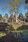 Banteay Kdei temple - west gopura of the third enclosure